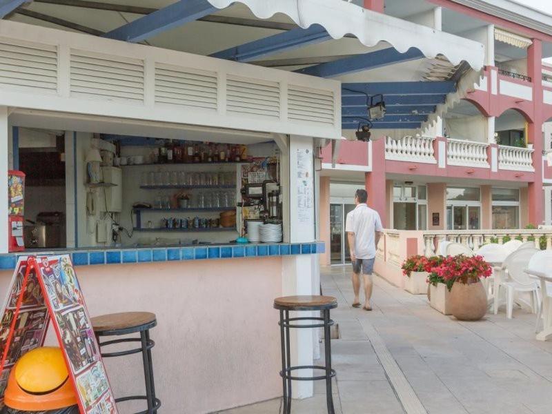 Superbe 2 Piece Tout Confort , Piscine /Ac/Parking Villa วีลล์ฟรองซ์-ซูร์-แมร์ ภายนอก รูปภาพ